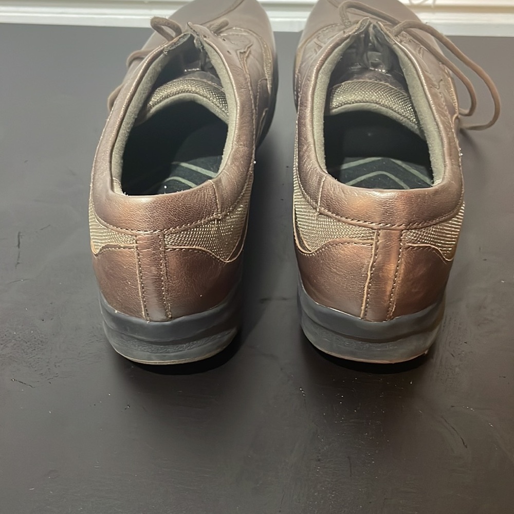 10W Clark’s Inmotion Shoes - Picture 3 of 8